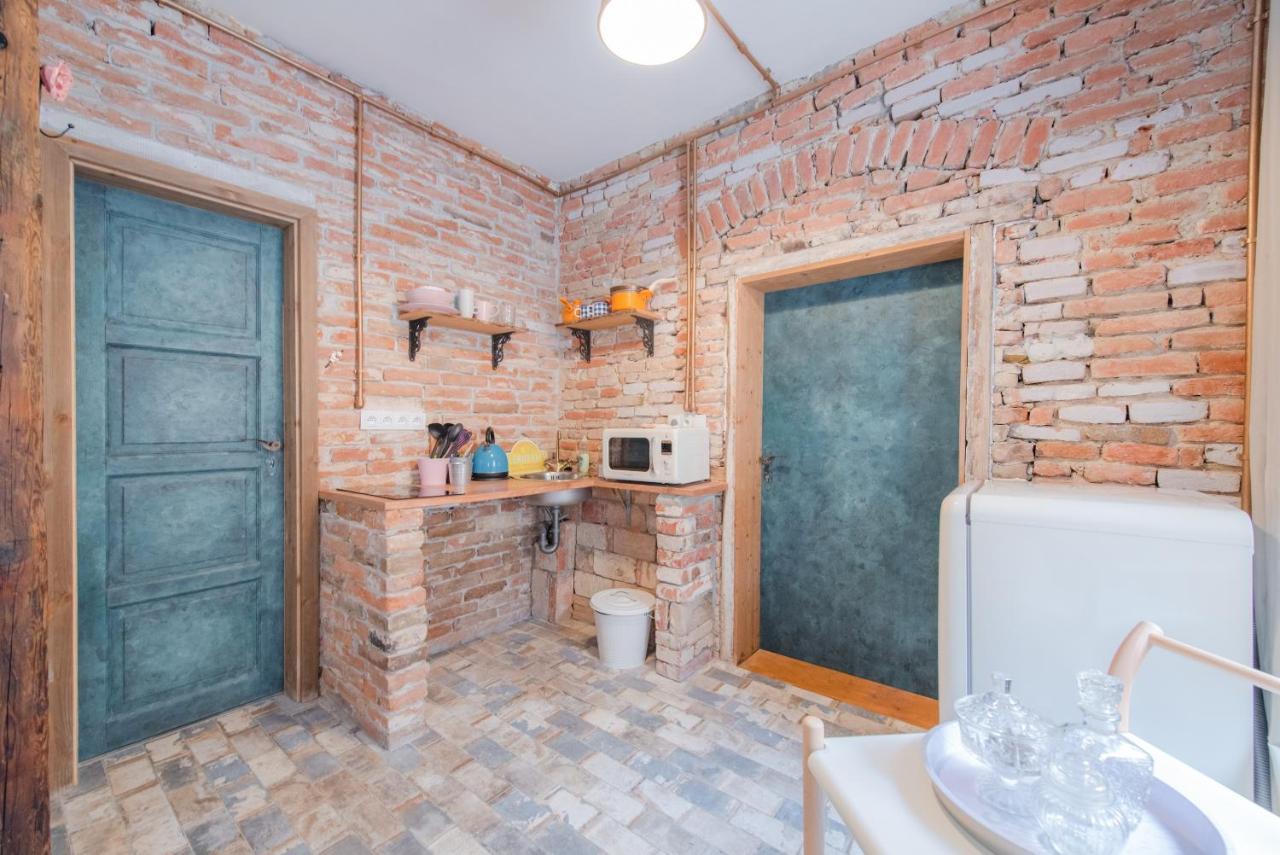 Accommodation At The Zeus Apartment ブラチスラヴァ エクステリア 写真