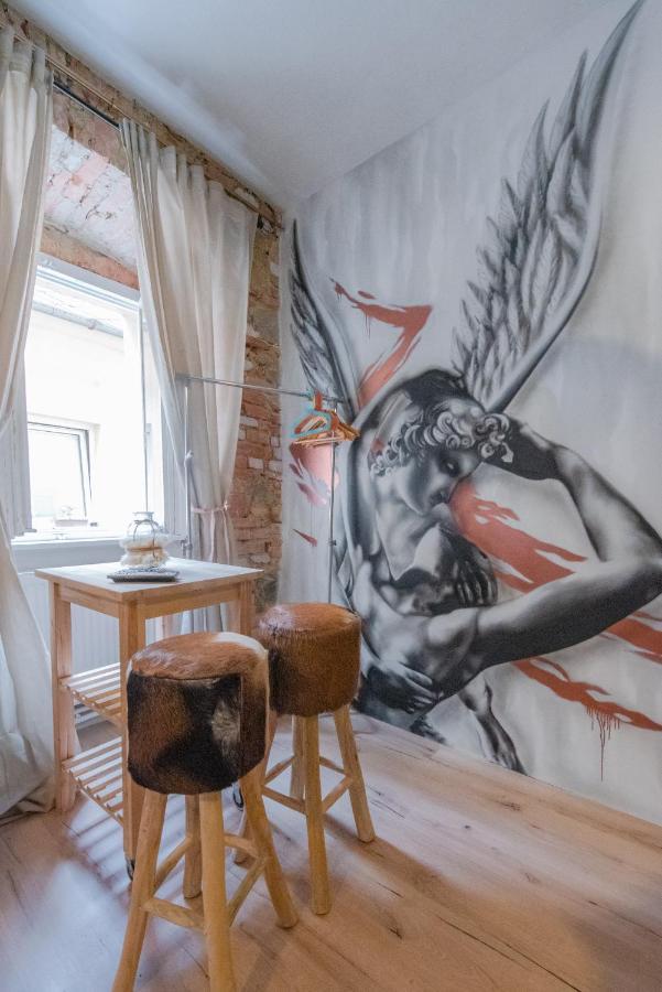 Accommodation At The Zeus Apartment ブラチスラヴァ エクステリア 写真